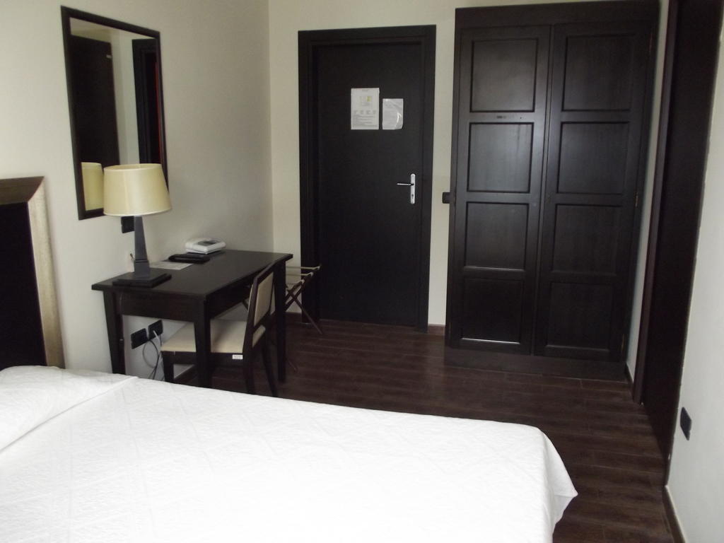 Acos Marsala City Hotel Oda fotoğraf