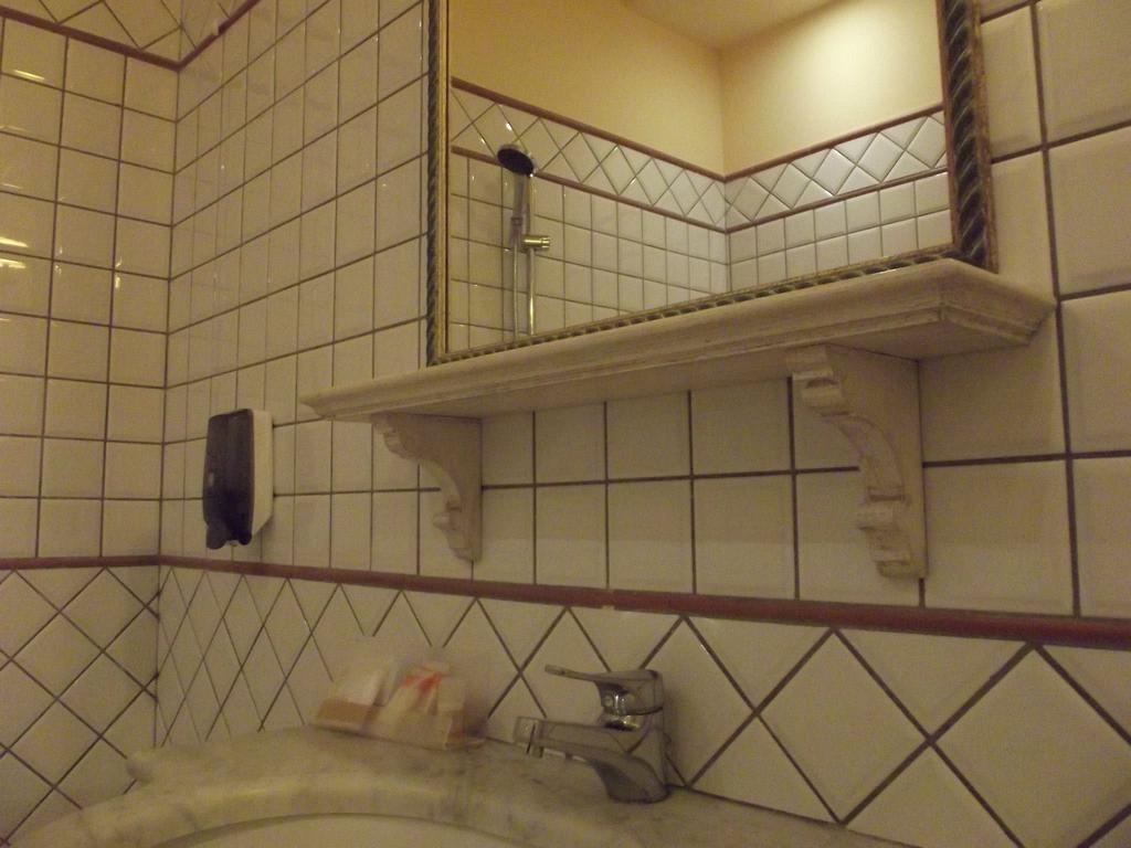 Acos Marsala City Hotel Oda fotoğraf