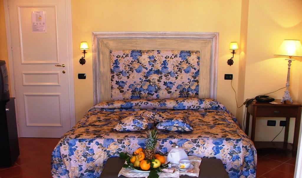 Acos Marsala City Hotel Oda fotoğraf
