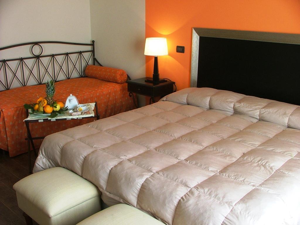 Acos Marsala City Hotel Oda fotoğraf